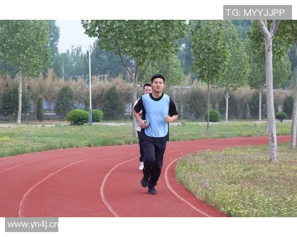 以体能训练为核心提升综合素质探讨全面发展与健康生活的关系